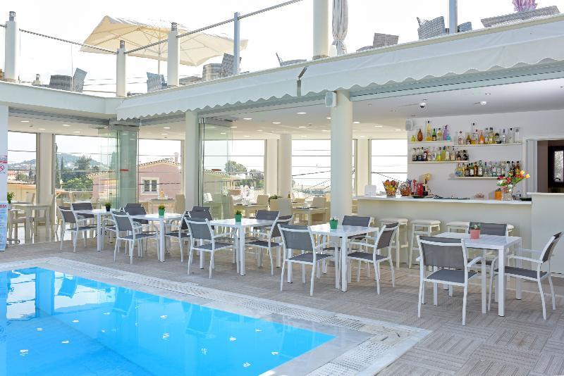 Palapart Gikas Suites And Studios Gouviá Exterior foto