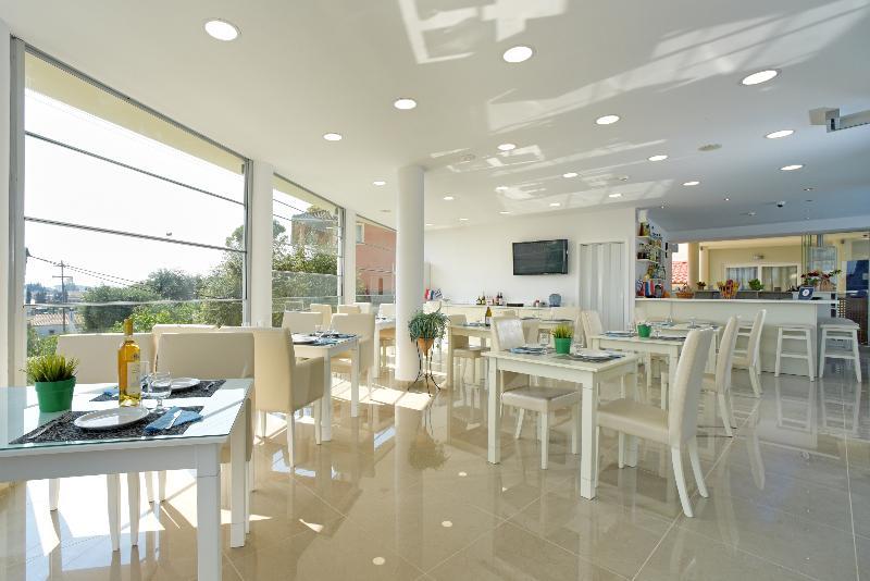 Palapart Gikas Suites And Studios Gouviá Exterior foto